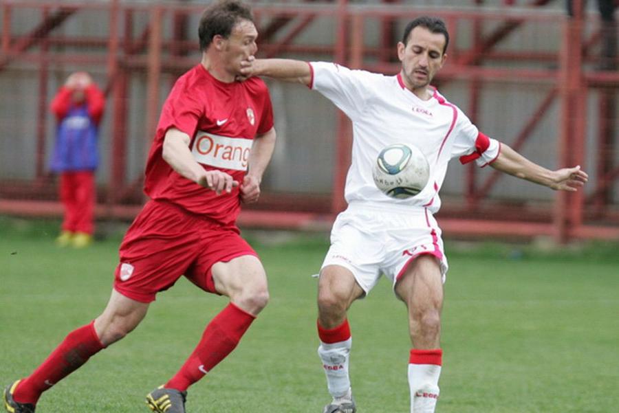 Marian Zeciu, în alb Românul campion cu Pyunik Erevan râde de CFR Cluj: „Rușinos, n-ai voie! Știți ce era la ei când m-am dus eu acolo?”