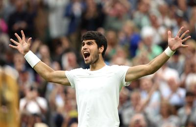 Carlos Alcaraz - Novak Djokovic e finala de la Wimbledon! Medvedev, nicio șansă în fața liderului mondial