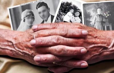 Alzheimer – cauze, simptome, diagnostic şi tratament în această afecţiune neurodegenerativă