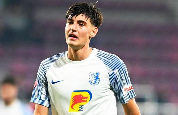 Brighton și Farul au anunțat transferul lui Adrian Mazilu: „Abia așteptăm să vină în Premier League” + „Cel mai important club la care este transferat un român în ultimii ani!”