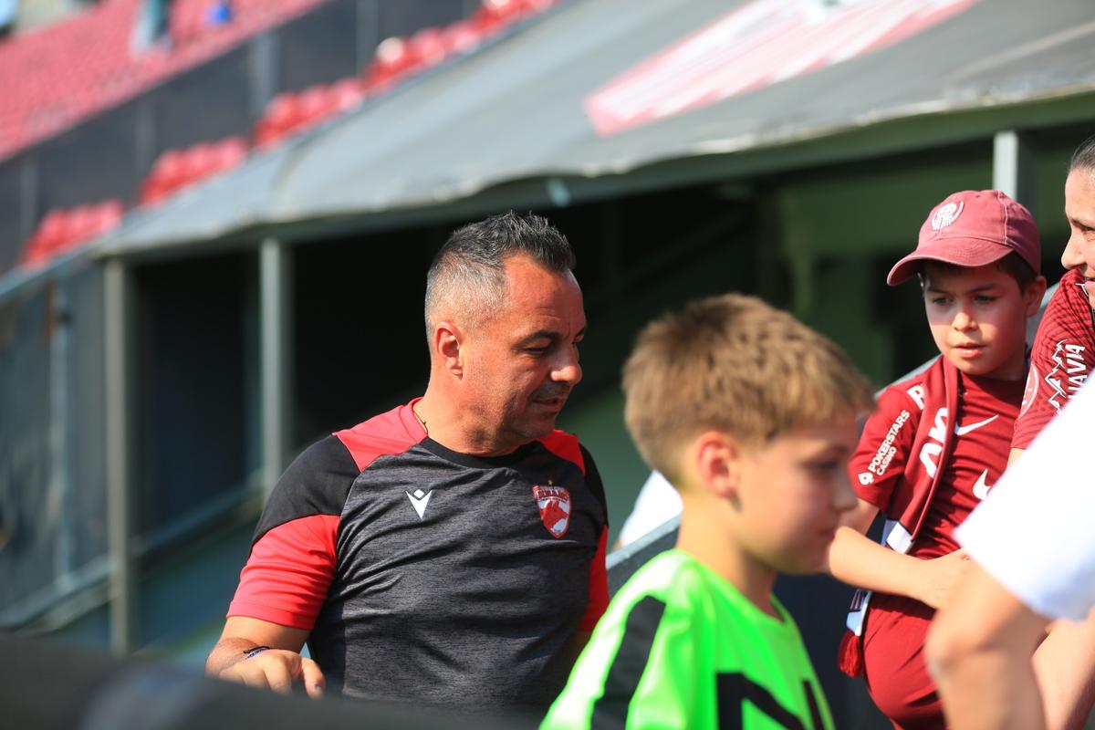 CFR Cluj - Dinamo, înainte de meci