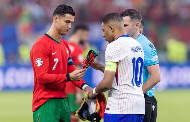 Real Madrid are un plan secret pentru Kylian Mbappe » Cum vor „galacticii” să îl transforme în Cristiano Ronaldo