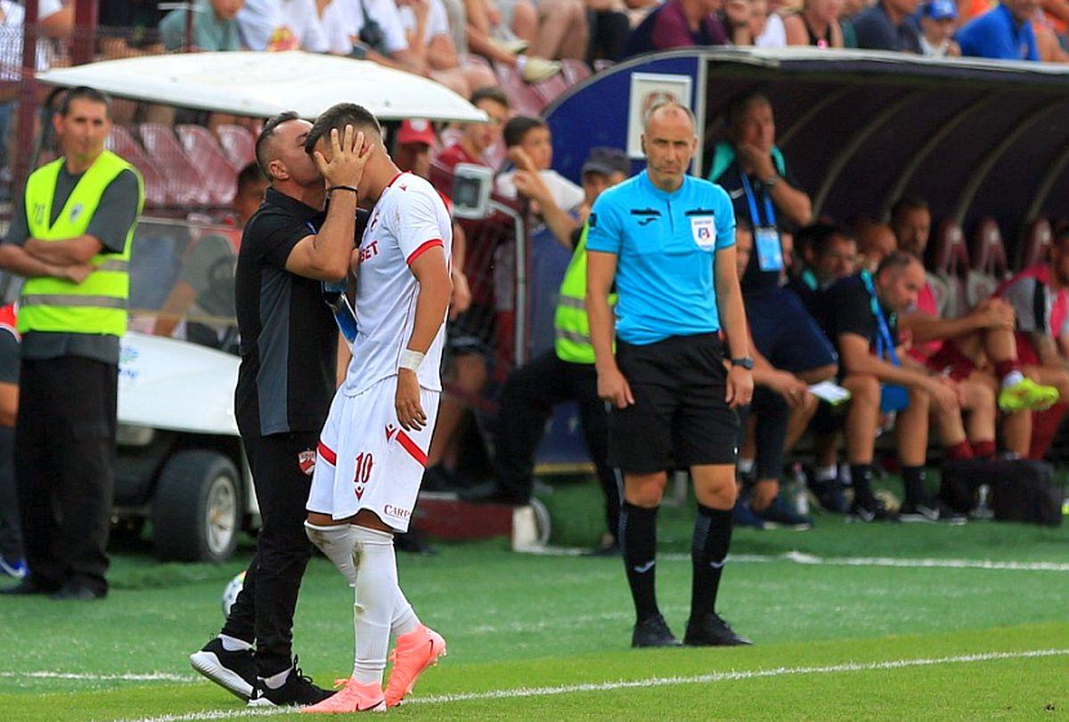 La Rapid n-a înscris un sezon întreg, la Dinamo i-au trebuit 14 minute! Supergol al lui Cîrjan în Gruia