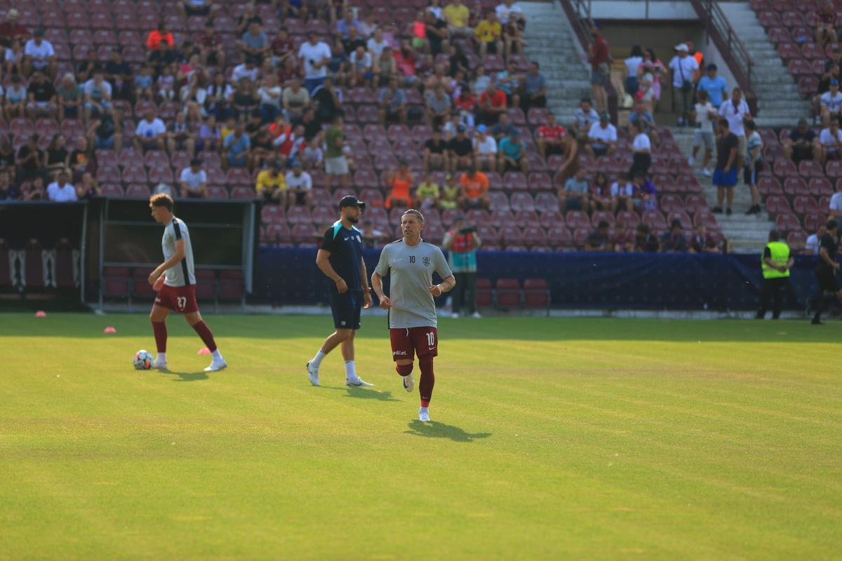 CFR Cluj - Dinamo, înainte de meci