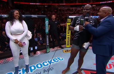 „Urmează nevasta mea, vor fi multe lupte la sol” » Victorios în gala UFC din week-end, „greul” Lewis a făcut pe toată lumea să râdă: