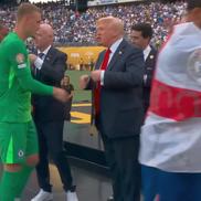 Donald Trump, la ceremonia de premiere a lui Chelsea