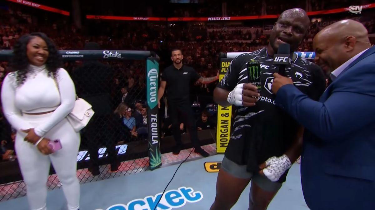 „Urmează nevasta mea, vor fi multe lupte la sol” » Victorios în gala UFC din week-end, „greul” Lewis a făcut pe toată lumea să râdă: