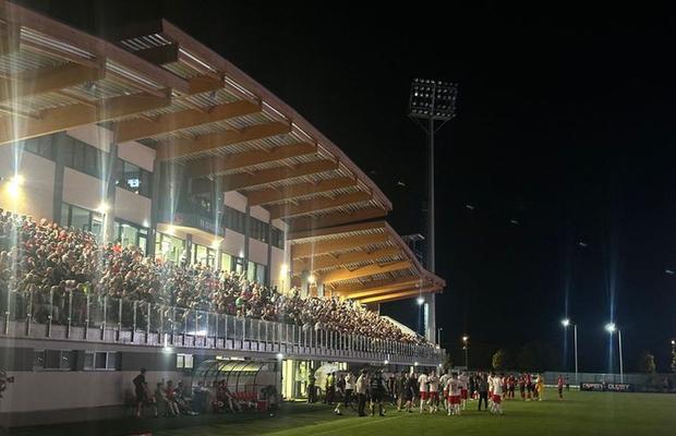 Haos la Csikszereda - Dinamo » A căzut nocturna la primul meci din istorie în Superliga: imagine colosală surprinsă de GSP