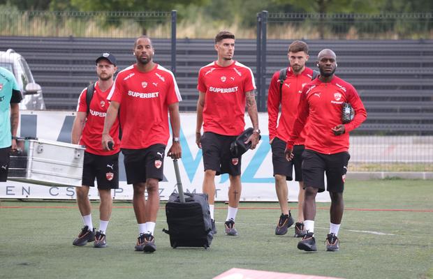 Epassy sau Roșca? Legenda lui Dinamo a ales înaintea derby-ului cu Rapid