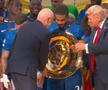 Donald Trump, la ceremonia de premiere a lui Chelsea