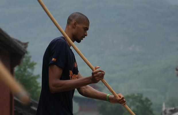 Noul superstar din NBA și-a petrecut vara în China, la un templu Shaolin, și a devenit călugăr războinic: „Religia e mai mult o filozofie de viață”