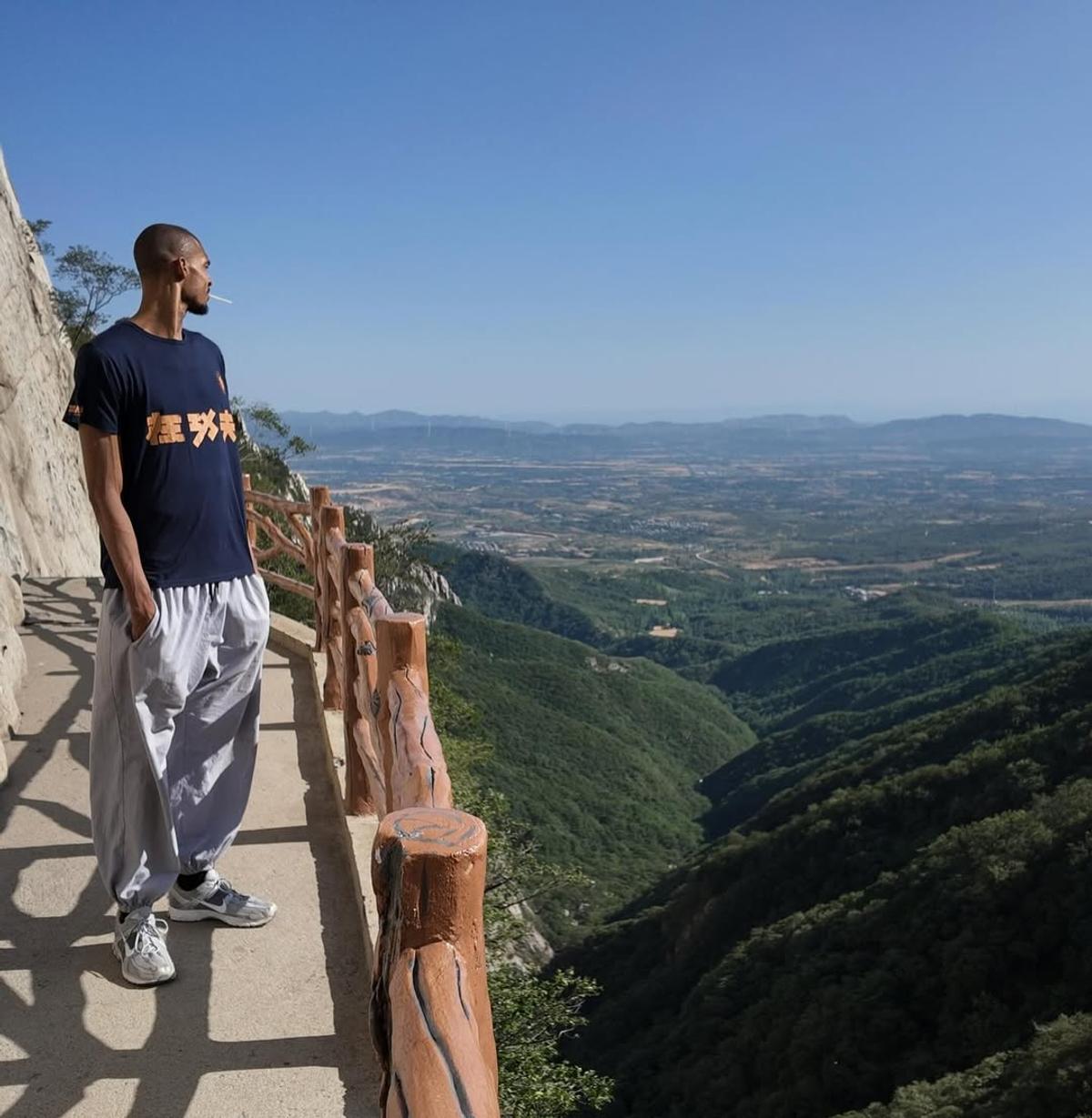 Noul superstar din NBA și-a petrecut vara în China, la un templu Shaolin, și a devenit călugăr războinic: „Religia e mai mult o filozofie de viață”