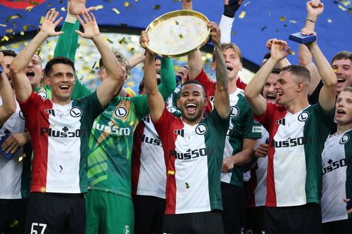 Legia Varsovia a câștigat Supercupa Poloniei, după 2-1 contra campioanei Lech Poznan / Foto: Imago