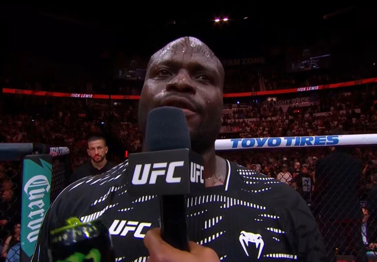 Derrick Lewis a făcut asistența să râdă, după victoria din UFC cu Tallison Teixeira