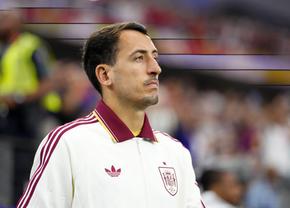 Mikel Oyarzabal, printre zei! A egalat două legende ale Spaniei, după golul din semifinala cu Franța