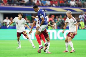 Franța - Spania, bătălie epică pentru finala Campionatului Mondial » Lovitură liberă periculoasă