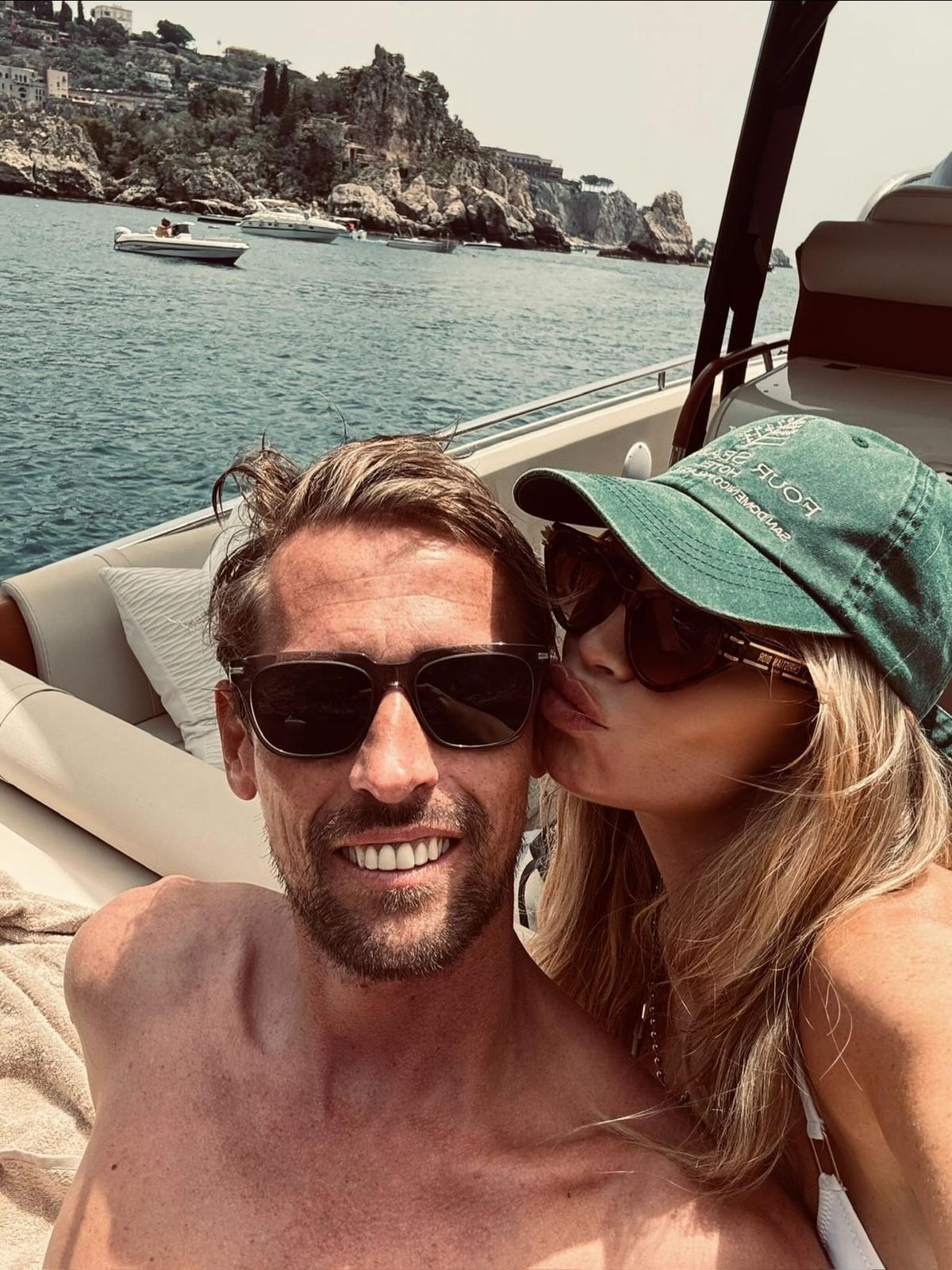 Abbey Clancey, soția lui Peter Crouch