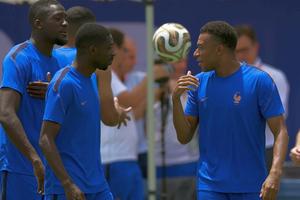 Franța - Spania, prima bătălie epică pentru finala Campionatului Mondial: Mbappe versus Yamal