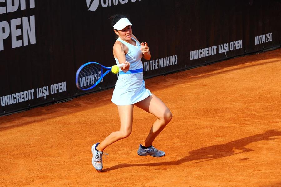 Miriam Bulgaru în acțiune la UniCredit Iași Open Foto: Roxana Fleșeru Miriam Bulgaru, reacție emotivă după înfrângerea de la UniCredit Iași Open: „Încă mai am vise, sper să revin”