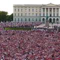 Naționala Norvegiei, primită de familia regală și de 100.000 de suporteri la Oslo