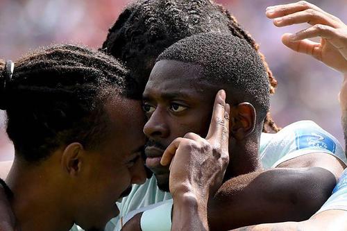 Masour Ousmane Dembélé, Balonul de Aur în 2025, este născut în Vernon, Franţa, dintr-o mamă mauritano-senegaleză şi un tată din Mali