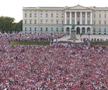 100.000 de oameni au „vâslit” la Oslo » Show în fața Palatului Regal la revenirea Norvegiei + Haaland, primit de rege