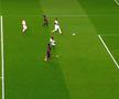 Fundașul austriac a respins defectuos, în proprie poartă, centrarea trimisă de Jordi Alba. Captură TV Telekom Sport