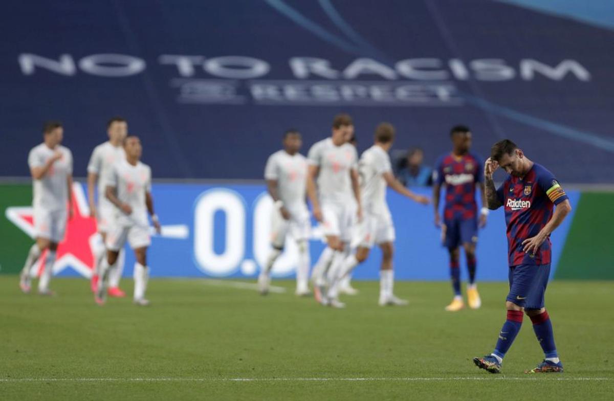 Imaginile neputinței! Leo Messi, DĂRÂMAT după umilința istorică din Champions League