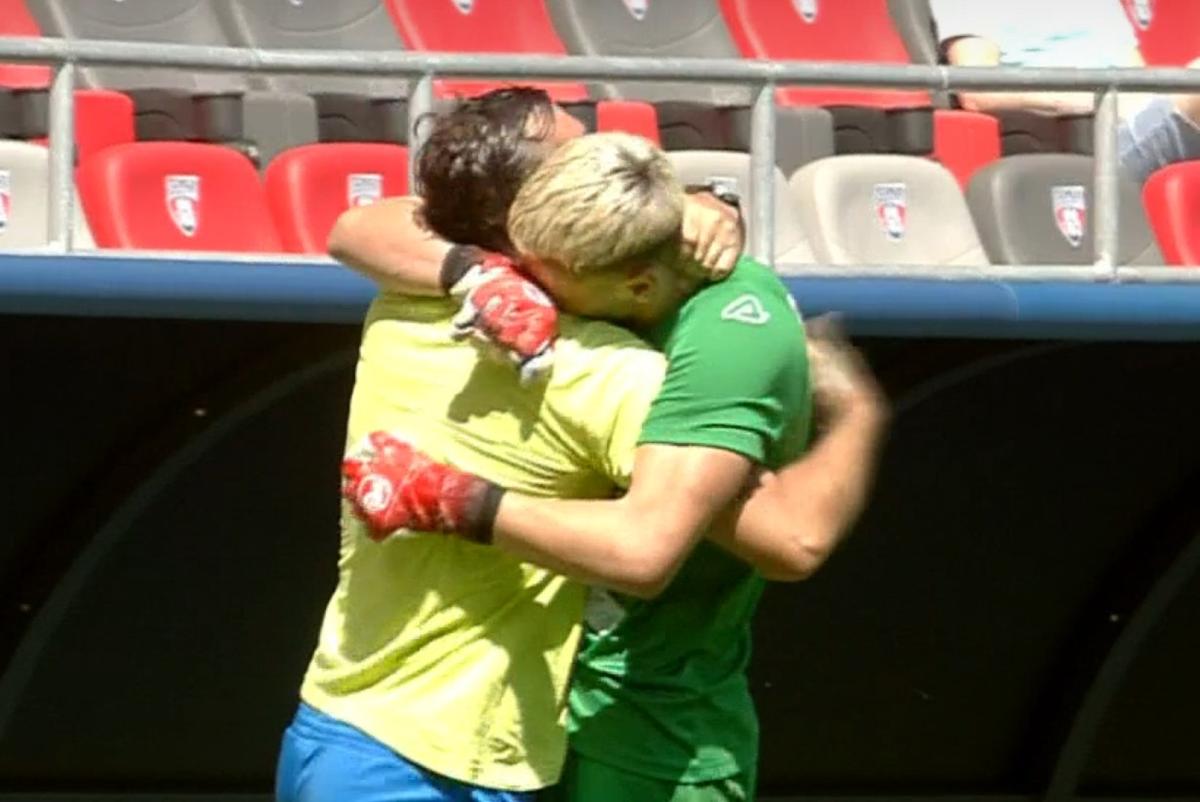 Faza anului în Liga 2 » Portarul a marcat de la 70 de metri împotriva Stelei! Motivul pentru care golul de senzație a fost anulat