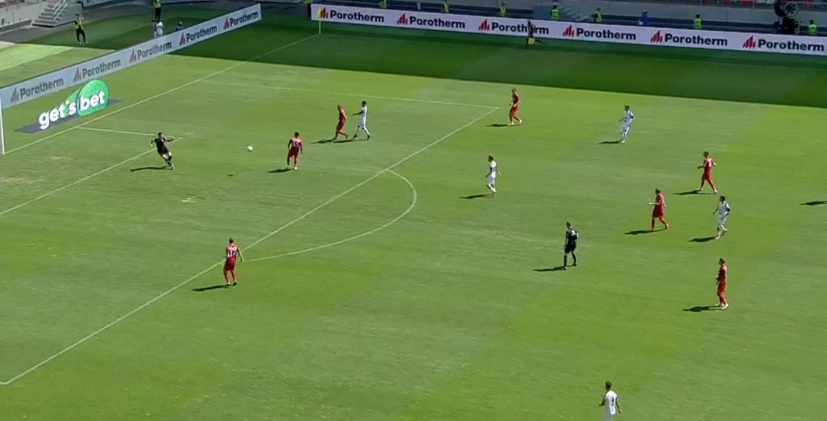 Faza anului în Liga 2 » Portarul a marcat de la 70 de metri împotriva Stelei! Motivul pentru care golul de senzație a fost anulat