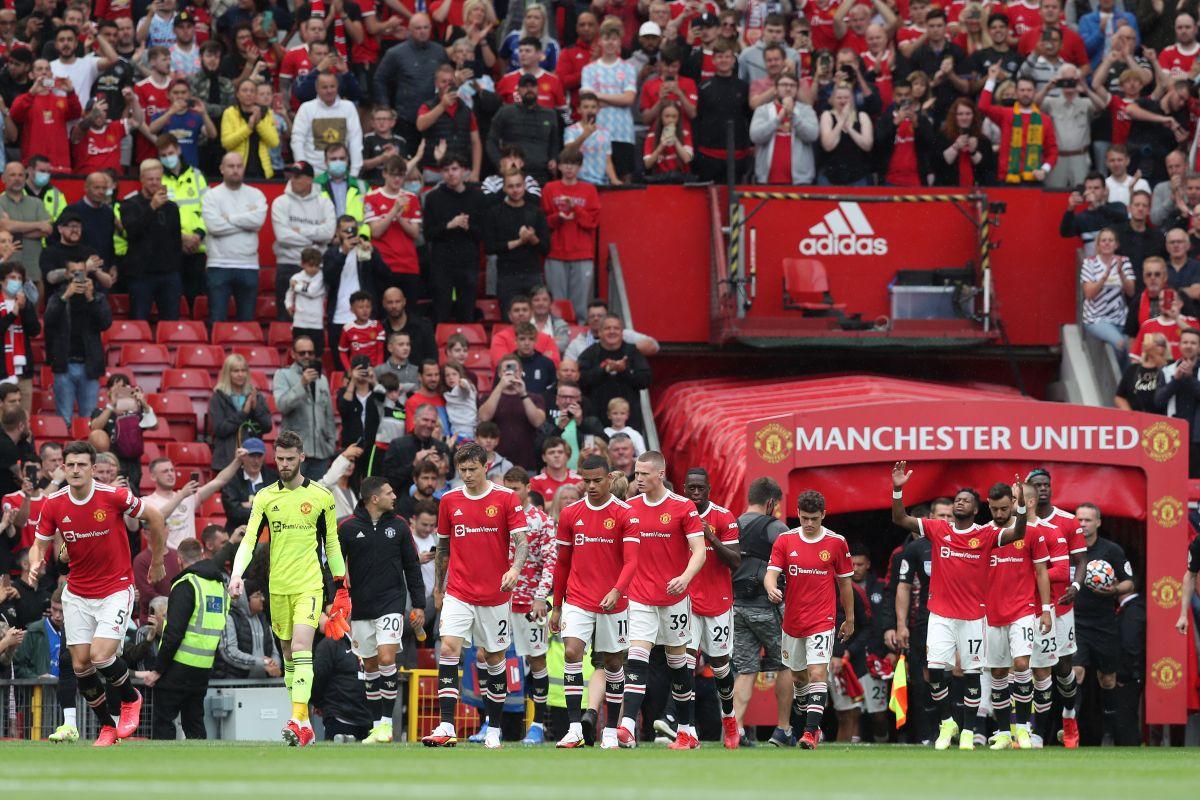 Scene îngrozitoare înainte de Manchester United - Leeds » Bătaie violentă între huliganii celor două echipe