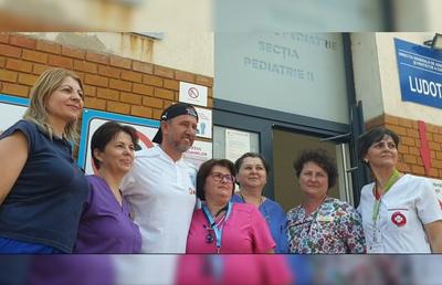 Reghecampf, gest caritabil înainte de UTA - CSU Craiova » Donație importantă pentru un spital din Arad