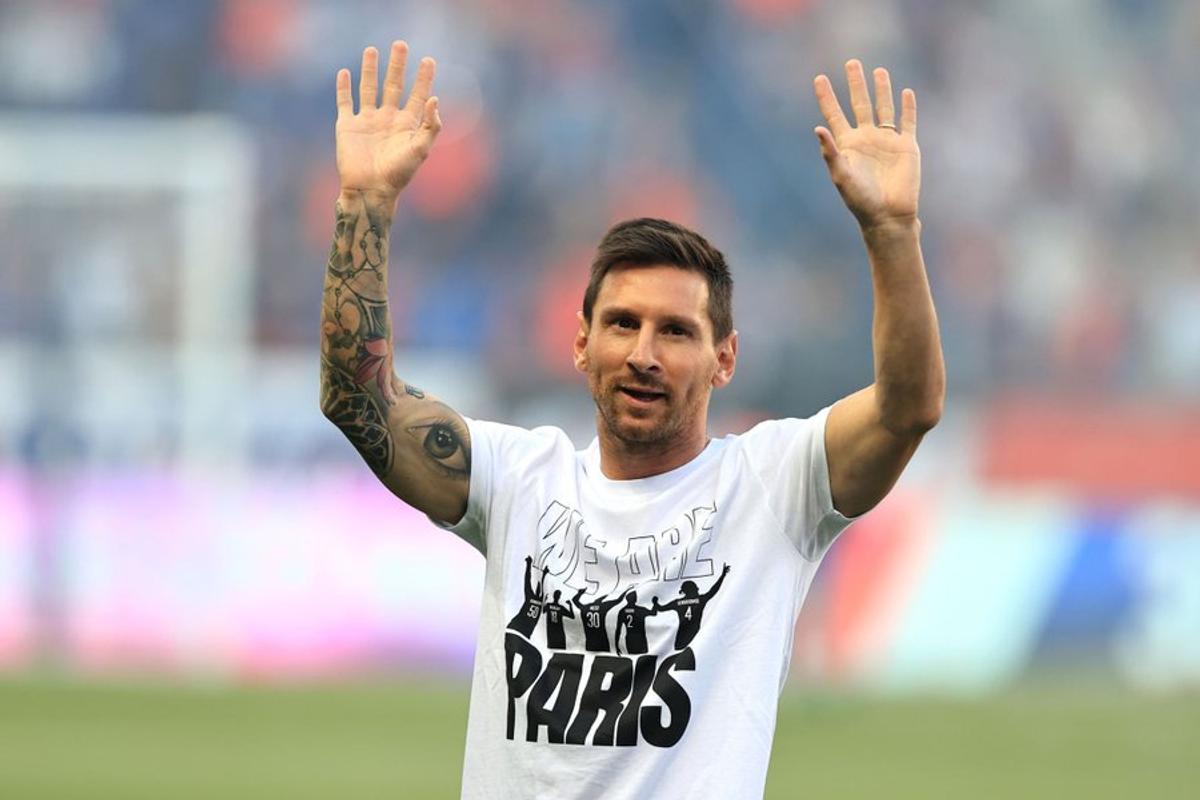Victorie cu emoții, după prezentarea vedetelor » Fanii Parisului, primire electrizantă pentru Ramos și Messi! Mbappe, huiduit