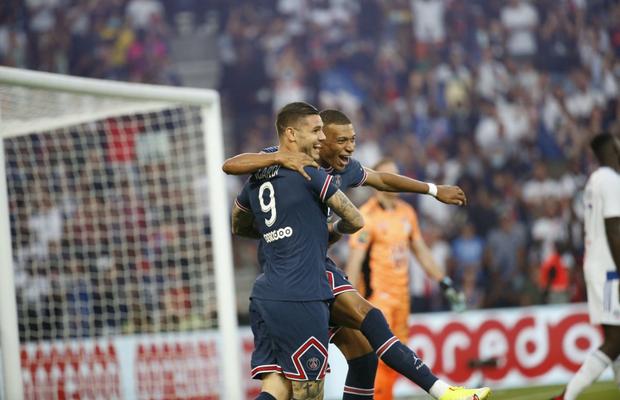 Victorie cu emoții, după prezentarea vedetelor » Fanii Parisului, primire electrizantă pentru Ramos și Messi! Mbappe, huiduit