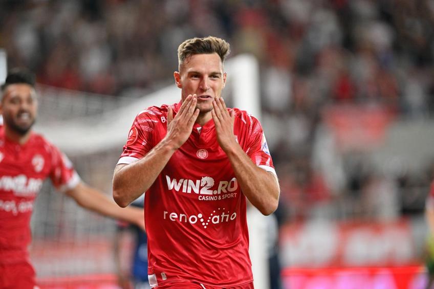 Dinamo a învins-o pe FC Botoșani, scor 1-0, în runda cu numărul 5 din Superligă. Dennis Politic (23 de ani) a fost decisiv în prima victorie a „câinilor” din acest sezon.