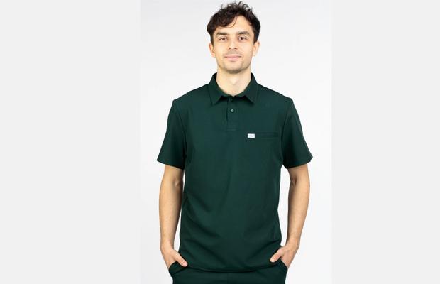 Uniforme Medicale Elastice: Confort, Funcționalitate și Stil