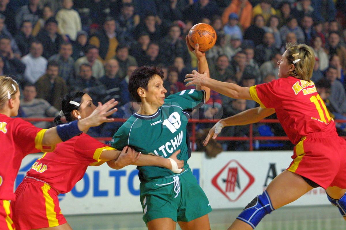 Mariana Târcă s-a întors în handbal, la 4 ani de la scandalul de dopaj de la Corona: „Suntem niște hiene care abia așteaptă să facă tot posibilul să-i fie rău celuilalt”