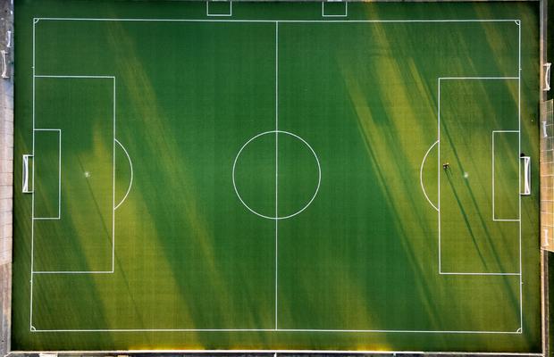 Strategii de pariuri pe meciurile dintre favoriții din Liga I în România