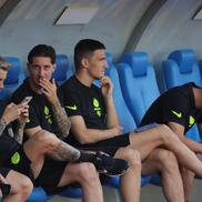Stoian, Toma, Tavi Popescu, Miculescu, Graovac și Politic, pe bancă înainte de Drita - FCSB/ FOTO: Ionuț Iordache (GSP)