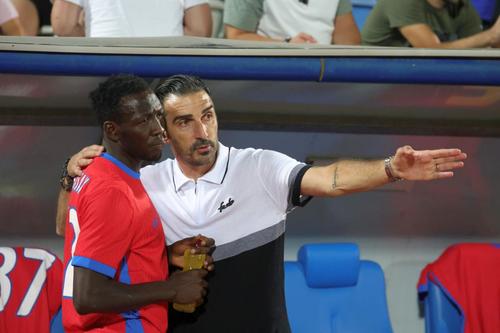 Alhassan, introdus la pauză în Drita - FCSB/ FOTO: Ionuț Iordache (GSP)