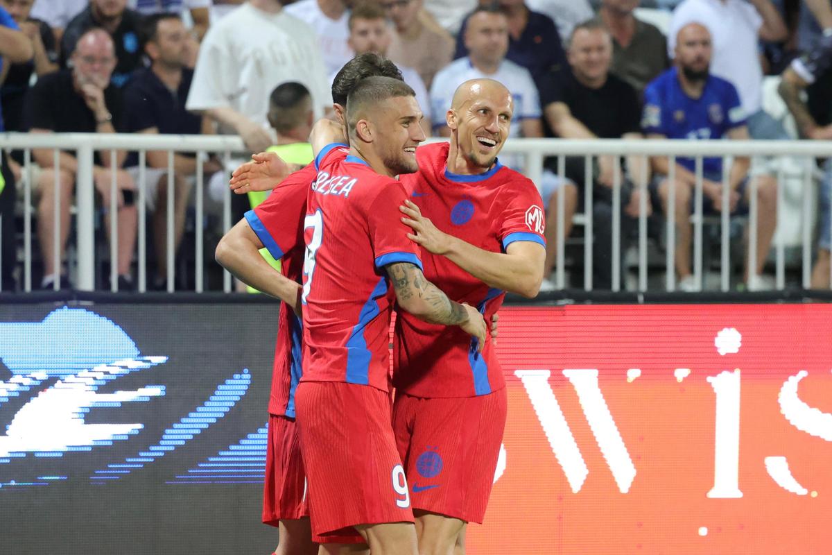 Imediat după calificarea în play-off-ul Europa League, Gigi Becali a anunțat două transferuri la FCSB