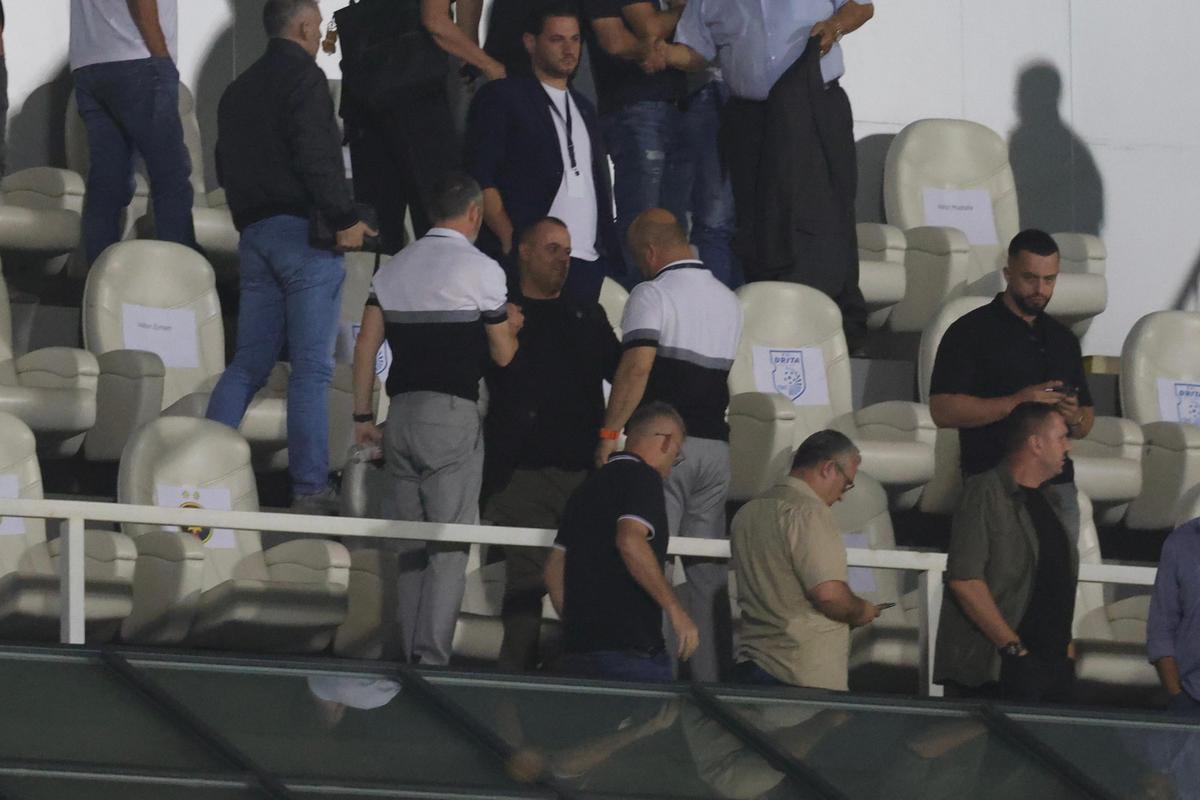 Mihai Stoica, la finalul meciului Drita - FCSB