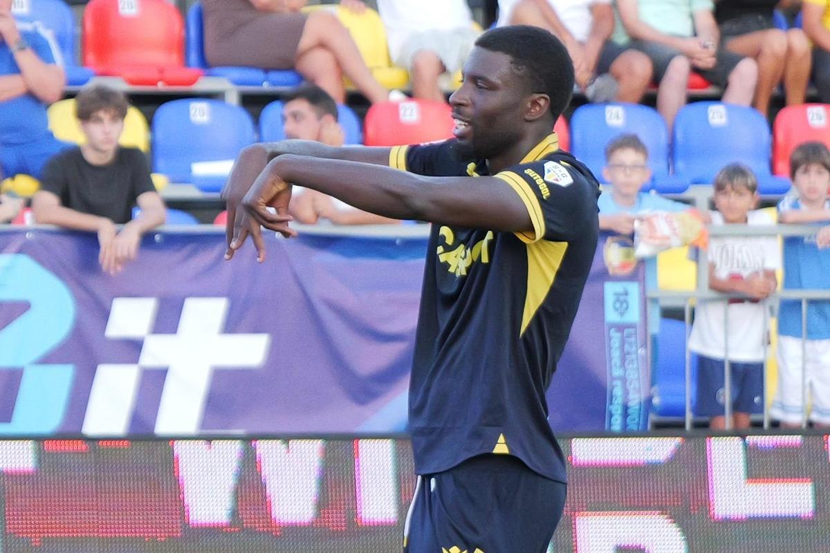 Imagini de meci FC Voluntari - Petrolul