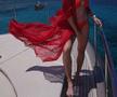 Aryna Sabalenka a pozat pentru Time, pe tocuri și în costum de baie, pe un teren de baschet