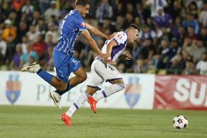 Victor Dican a explicat ce a gândit în momentul tensionat din FC Argeș - Farul: „Am văzut că și-a făcut mingea în exterior”