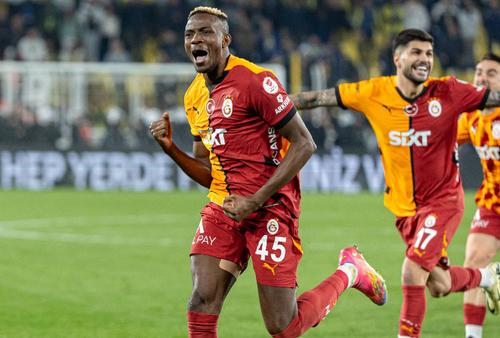 Galatasaray, deschisă să-l vândă pe Osimhen la Arsenal// FOTO Imago Images