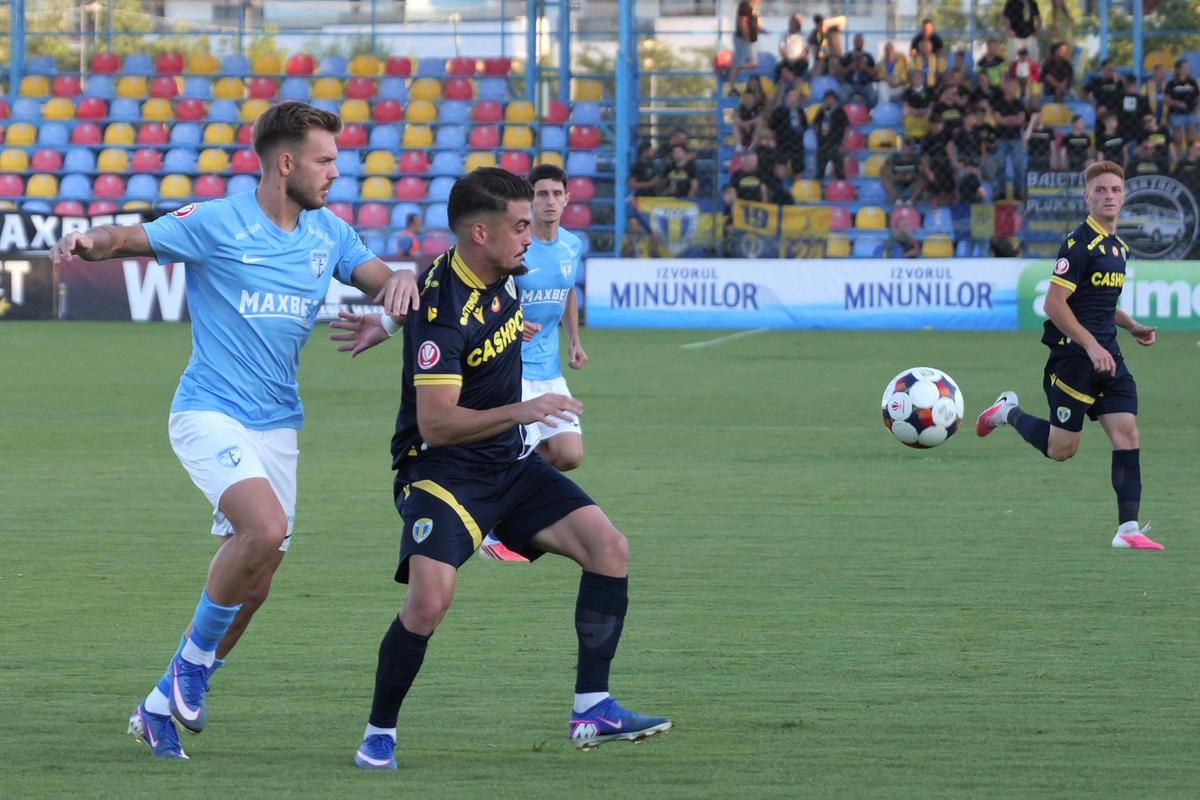 Imagini de meci FC Voluntari - Petrolul