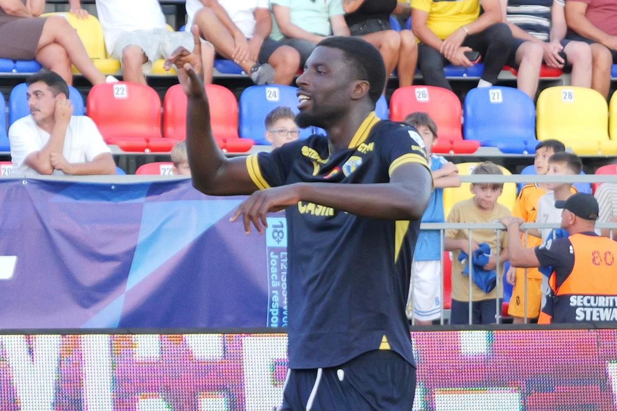 Imagini de meci FC Voluntari - Petrolul