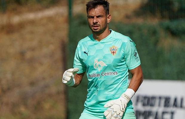 OFICIAL. Dinamo își face echipă de old-boys! „Câinii” au transferat un portar de 36 de ani