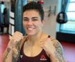 O luptătoare din UFC spune că trăiește din banii de pe OnlyFans: „Mi-am plătit mașina și chiria pe 6-7 luni”